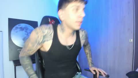 Snapshot of jacobb116 chatting on 11-29-25, 01:08 jacobb116 online show from 11-29-25, 01:08