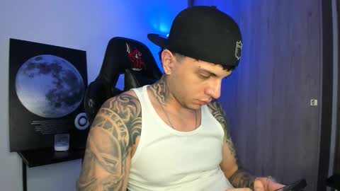 Snapshot of jacobb116 chatting on 12-04-25, 01:15 jacobb116 online show from 12-04-25, 01:15