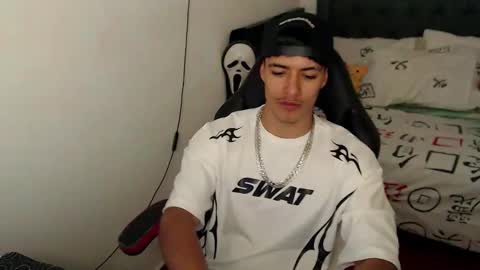 Jacobbakerr online show from 04-27-26, 03:37