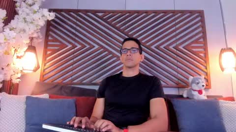 Snapshot of jacobdraven chatting on 07-21-26, 03:42 jacobdraven online show from 07-21-26, 03:42