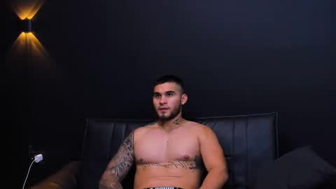 Snapshot of jacobsthorm chatting on 12-19-24, 06:45 jacobsthorm online show from 12-19-24, 06:45