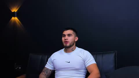 Snapshot of jacobsthorm chatting on 02-15-25, 04:14 jacobsthorm online show from 02-15-25, 04:14