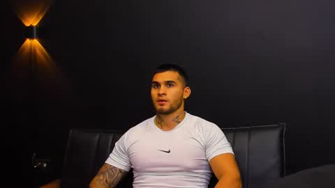 Snapshot of jacobsthorm chatting on 02-19-25, 06:22 jacobsthorm online show from 02-19-25, 06:22