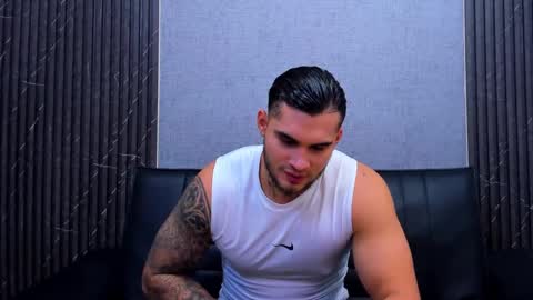 Snapshot of jacobsthorm chatting on 09-25-25, 03:32 jacobsthorm online show from 09-25-25, 03:32