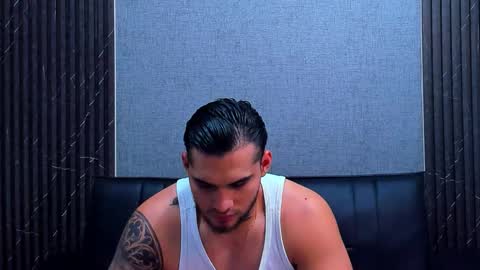 Snapshot of jacobsthorm chatting on 10-21-25, 03:18 jacobsthorm online show from 10-21-25, 03:18