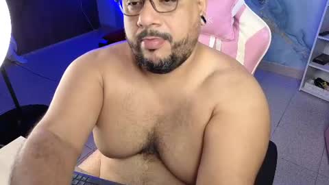 daddy sir master bear online show from 07-26-26, 10:00