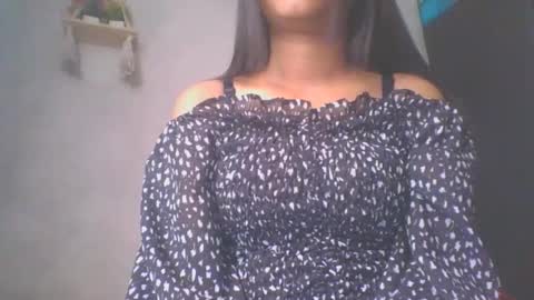 jacqueline_fernandez online show from 03-12-25, 09:44