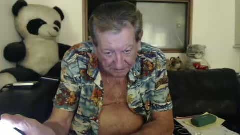 Snapshot of jacques_de_france chatting on 01-15-25, 05:08 Jacques online show from 01-15-25, 05:08