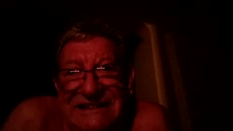 Snapshot of jacques_de_france chatting on 02-01-25, 02:37 Jacques online show from 02-01-25, 02:37