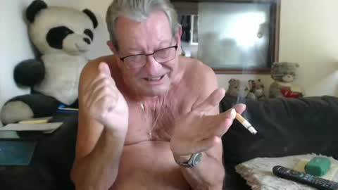 Snapshot of jacques_de_france chatting on 02-10-25, 03:42 Jacques online show from 02-10-25, 03:42