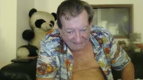 Snapshot of jacques_de_france chatting on 11-10-25, 02:32 Jacques online show from 11-10-25, 02:32