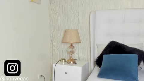 Jacub online show from 10-28-25, 02:04