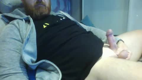 Snapshot of jacuzzi90 chatting on 10-23-25, 05:55 jacuzzi90 online show from 10-23-25, 05:55