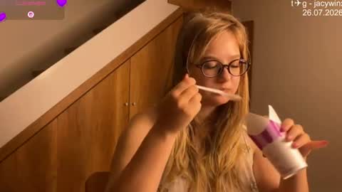 jacywinslat online show from 07-26-26, 09:11