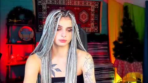 Snapshot of jade_castle chatting on 12-24-24, 12:22 jade_castle online show from 12-24-24, 12:22