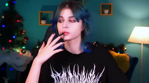 Snapshot of jade_castle chatting on 12-26-24, 08:21 jade_castle online show from 12-26-24, 08:21