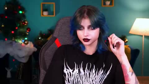 Snapshot of jade_castle chatting on 12-27-24, 12:39 jade_castle online show from 12-27-24, 12:39