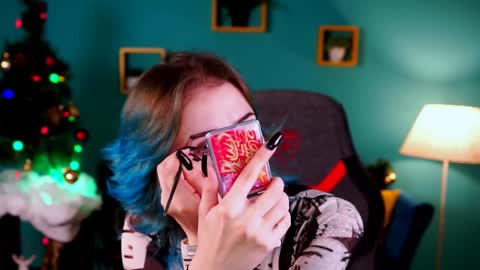 Snapshot of jade_castle chatting on 01-04-25, 04:11 jade_castle online show from 01-04-25, 04:11