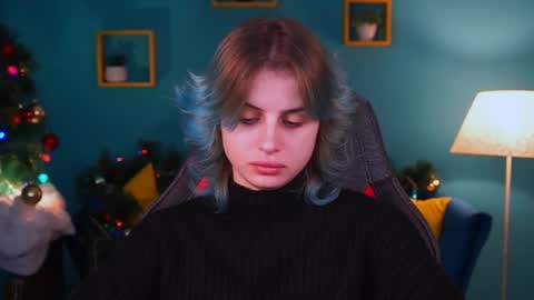 Snapshot of jade_castle chatting on 01-15-25, 02:17 jade_castle online show from 01-15-25, 02:17