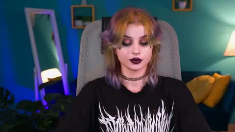 Snapshot of jade_castle chatting on 02-05-25, 05:09 jade_castle online show from 02-05-25, 05:09