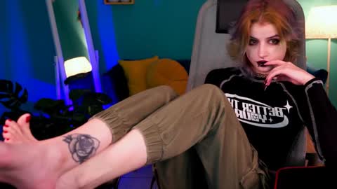 Snapshot of jade_castle chatting on 02-07-25, 03:55 jade_castle online show from 02-07-25, 03:55