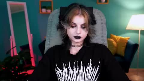 Snapshot of jade_castle chatting on 02-19-25, 05:05 jade_castle online show from 02-19-25, 05:05