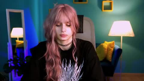 Snapshot of jade_castle chatting on 03-08-25, 05:17 jade_castle online show from 03-08-25, 05:17