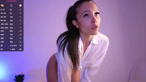 Snapshot of jade_paris chatting on 10-03-25, 08:55 Jade Paris online show from 10-03-25, 08:55