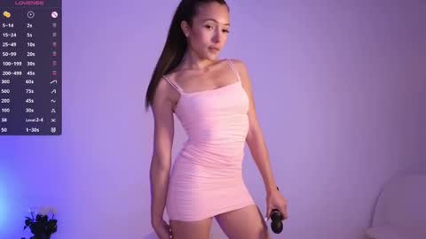 Snapshot of jade_paris chatting on 10-16-25, 11:44 Jade Paris online show from 10-16-25, 11:44