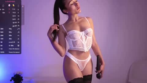 Snapshot of jade_paris chatting on 11-02-25, 06:10 Jade Paris online show from 11-02-25, 06:10