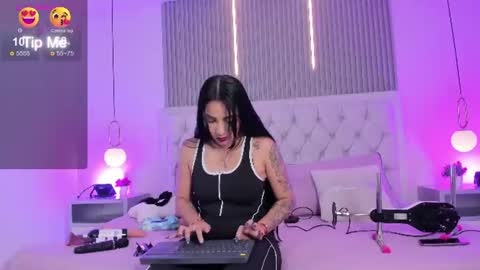 karlla scarlet online show from 07-28-26, 04:41