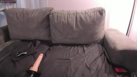 jade_star__ online show from 06-04-26, 10:49