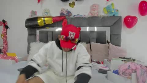 Jade online show from 02-12-26, 02:06