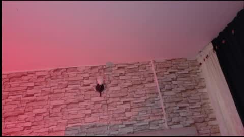 jade white  online show from 04-21-26, 12:22