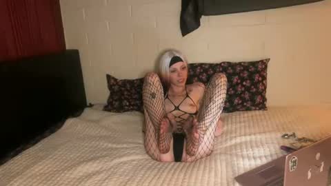 Jade online show from 02-14-26, 06:32