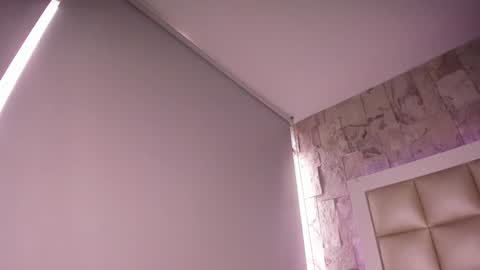 Snapshot of jadeestudios chatting on 02-04-25, 04:39 jadeestudios online show from 02-04-25, 04:39