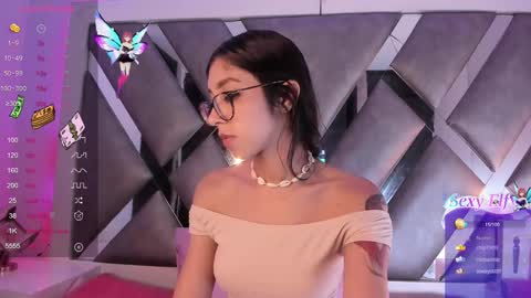 Snapshot of jadeestudios chatting on 02-21-25, 10:04 jadeestudios online show from 02-21-25, 10:04