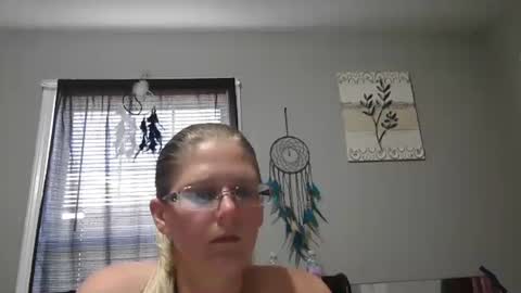 JadeLuv online show from 11-16-25, 06:13