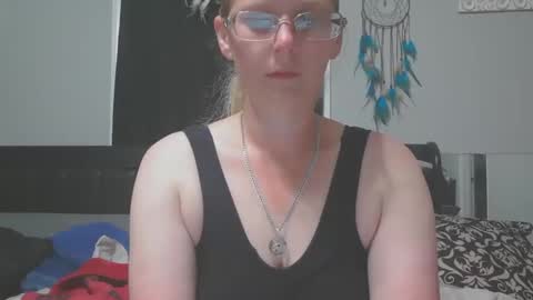 JadeLuv online show from 04-22-26, 12:57