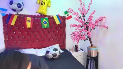 Jaden and Sofia  online show from 06-25-26, 03:06