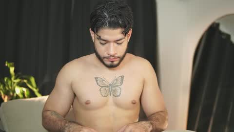 Snapshot of jadenfeynman chatting on 05-02-26, 06:40 Jaden Feynman online show from 05-02-26, 06:40