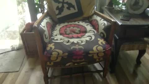 Snapshot of jaedarling chatting on 05-12-26, 08:39 jaed online show from 05-12-26, 08:39