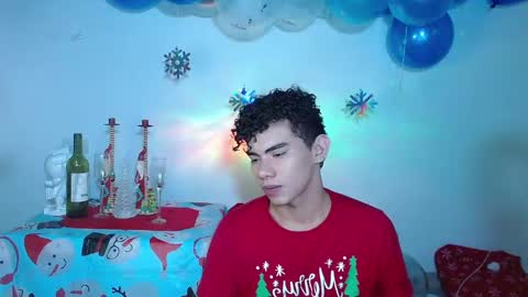 Snapshot of jaedasky_ chatting on 12-25-24, 11:22 javi15 online show from 12-25-24, 11:22