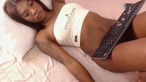 jahzzara online show from 04-25-26, 09:34