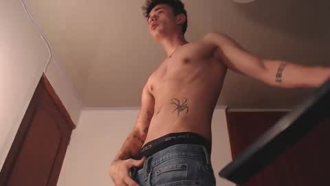 jaico_santos online show from 11-22-25, 06:18