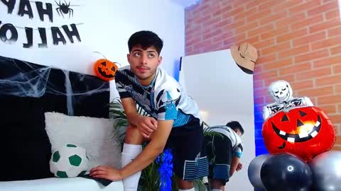 Jaiden online show from 10-31-25, 08:32