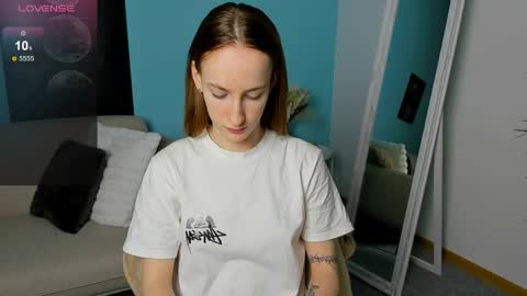 Jeidi online show from 04-19-26, 01:54