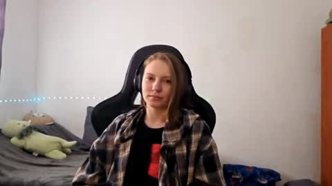 jaimeeosendorf online show from 04-06-26, 06:03