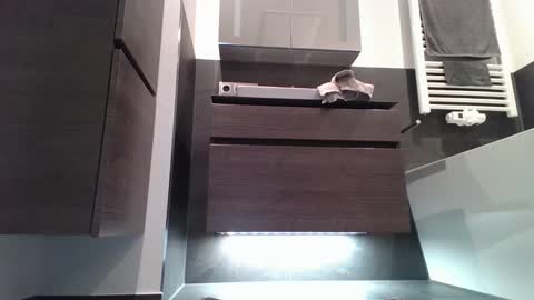 Snapshot of jak_81 chatting on 01-08-25, 01:00 jak_81 online show from 01-08-25, 01:00