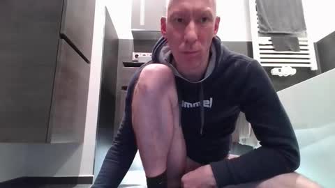 Snapshot of jak_81 chatting on 02-07-26, 06:33 jak_81 online show from 02-07-26, 06:33